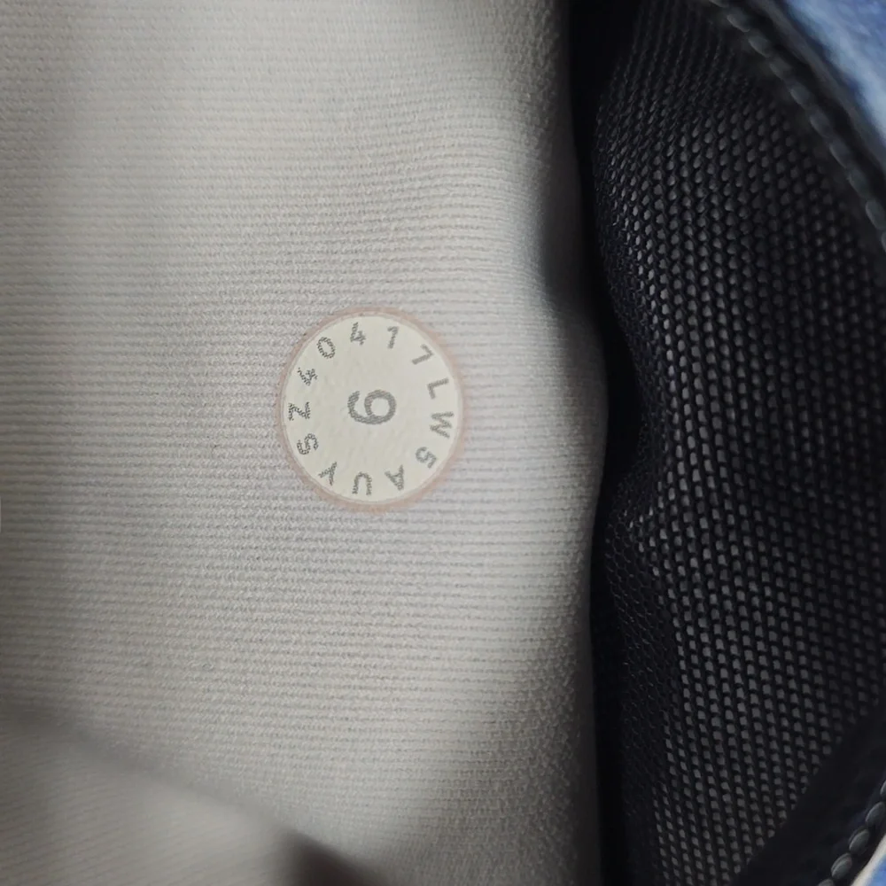 Lululemon Speed Up Tight *Full-On Luxtreme 28